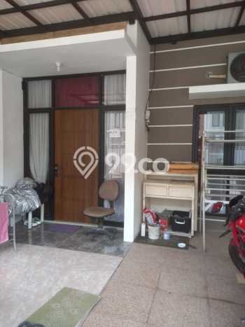 Unit Kost Dijual di Waru dengan 13 Kamar Tidur & Luas Bangunan 135m2 Unit Kost Dijual di Waru dengan 13 Kamar Tidur & Luas Bangunan 135m2