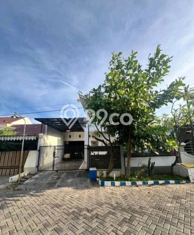 For Sale Rumah 3 Kamar Lokasi Ideal Bagus dan Strategis di Tenggilis Mejoyo For Sale Rumah 3 Kamar Lokasi Ideal Bagus dan Strategis di Tenggilis Mejoyo