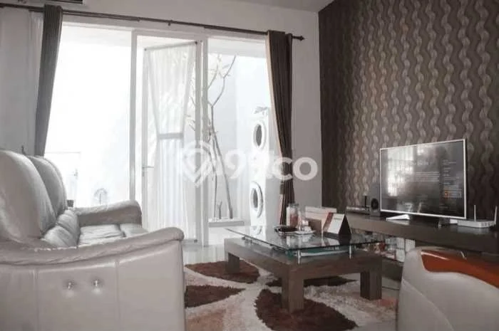 Rumah Luas Asri 5 KT Siap Huni di Wisata Bukit Mas Surabaya Rumah Luas Asri 5 KT Siap Huni di Wisata Bukit Mas Surabaya