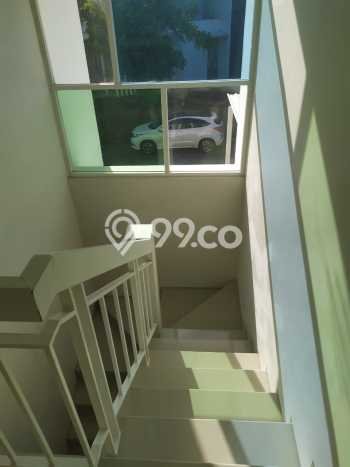 Dijual Cepat Rumah Bagus Siap Huni LB 150m2 di Wiyung, Surabaya Dijual Cepat Rumah Bagus Siap Huni LB 150m2 di Wiyung, Surabaya