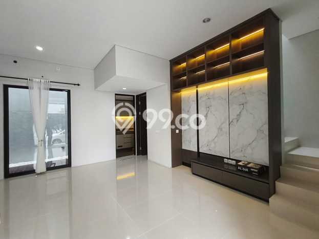 Disewakan Rumah Harga Terjangkau di Citraland Surabaya dengan 3 Kamar Tidur Disewakan Rumah Harga Terjangkau di Citraland Surabaya dengan 3 Kamar Tidur