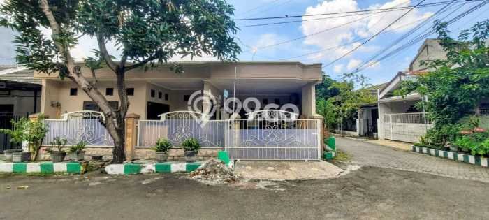Rumah 4 Kamar Akses Transportasi Umum di Babatan, Surabaya Rumah 4 Kamar Akses Transportasi Umum di Babatan, Surabaya