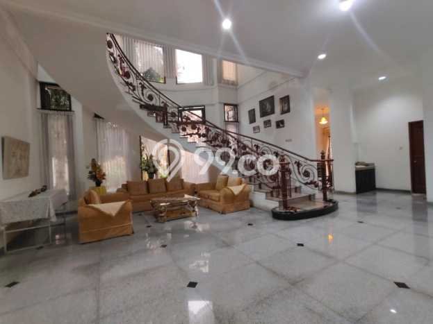 Rumah Siap Huni di , Surabaya, LT 800m2m² LB 750m2m² Rumah Siap Huni di , Surabaya, LT 800m2m² LB 750m2m²