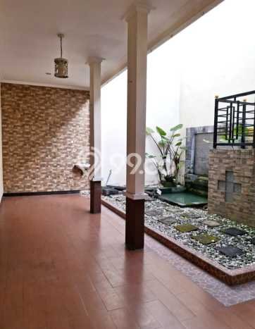 Ready to Use! Premium House LT 200m2 Desain Elegan di Kebraon Ready to Use! Premium House LT 200m2 Desain Elegan di Kebraon