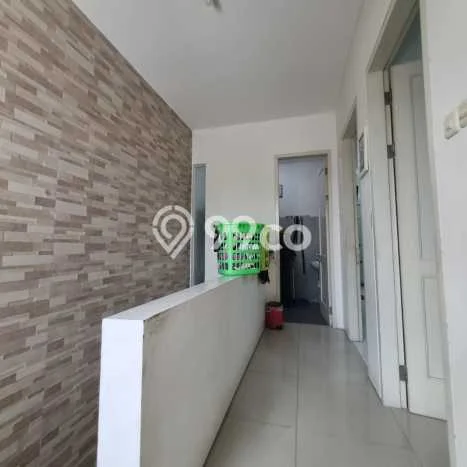 Rumah Modern Cantik 4 KT Siap Huni di Wiyung Rumah Modern Cantik 4 KT Siap Huni di Wiyung