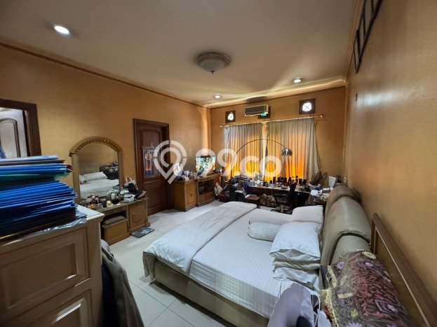 Jual Rumah Luas Elegan Dengan View Cantik di TB Simatupang, Jakarta Selatan Jual Rumah Luas Elegan Dengan View Cantik di TB Simatupang, Jakarta Selatan