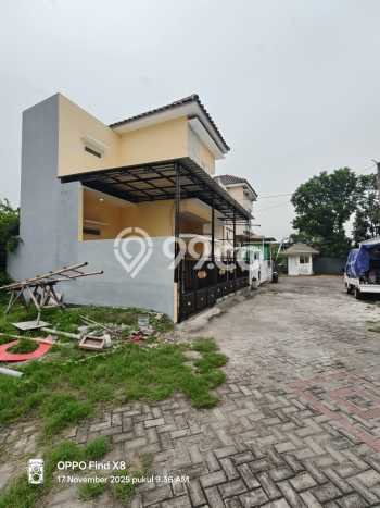 For Sale Hunian Rumah Terawat 3 KT di Sidoarjo, Surabaya For Sale Hunian Rumah Terawat 3 KT di Sidoarjo, Surabaya