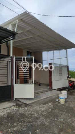 Hunian Cantik Modern Lb 90m2 di Rungkut, Surabaya Hunian Cantik Modern Lb 90m2 di Rungkut, Surabaya