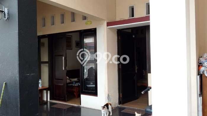 Rumah Mewah Dijual LT 180m2 di Buduran, Sidoarjo Rumah Mewah Dijual LT 180m2 di Buduran, Sidoarjo