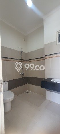 Sewa Rumah Harga Terjangkau di Gading Serpong Tangerang Punya 4 KT Sewa Rumah Harga Terjangkau di Gading Serpong Tangerang Punya 4 KT