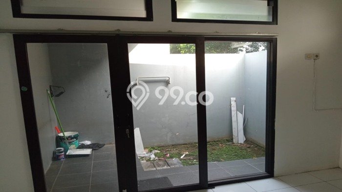 Disewakan! Rumah 2 Kamar Tidur &
1 Kamar Mandi di BSD City, Tangerang Disewakan! Rumah 2 Kamar Tidur &
1 Kamar Mandi di BSD City, Tangerang