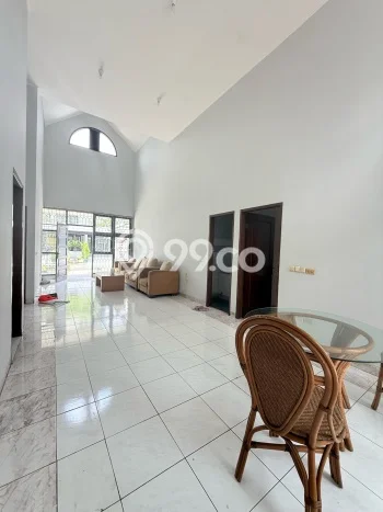 Sewa Rumah Murah di Alam Sutera Tangerang dengan 3 KT Sewa Rumah Murah di Alam Sutera Tangerang dengan 3 KT