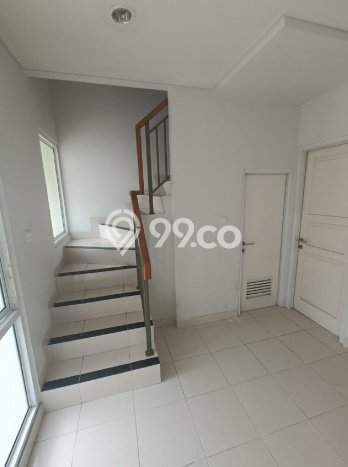 Rumah Modern 2 KT di Gading Serpong Tangerang Semi Furnished Rumah Modern 2 KT di Gading Serpong Tangerang Semi Furnished