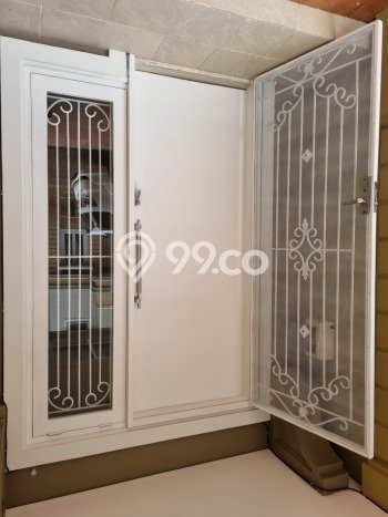 Dijual Hunian Rumah Terawat 4 Kamar di Gading Serpong, Tangerang Dijual Hunian Rumah Terawat 4 Kamar di Gading Serpong, Tangerang