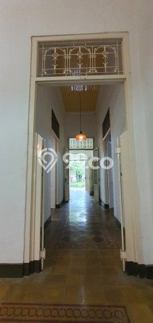 Disewakan Rumah Bagus di Tegalsari Harga Rp 650 Juta/ Tahun Disewakan Rumah Bagus di Tegalsari Harga Rp 650 Juta/ Tahun
