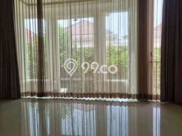 Rumah Asri di Pakuwon Indah, 3 KM, LT 375m² Bangunan 335m² Rumah Asri di Pakuwon Indah, 3 KM, LT 375m² Bangunan 335m²