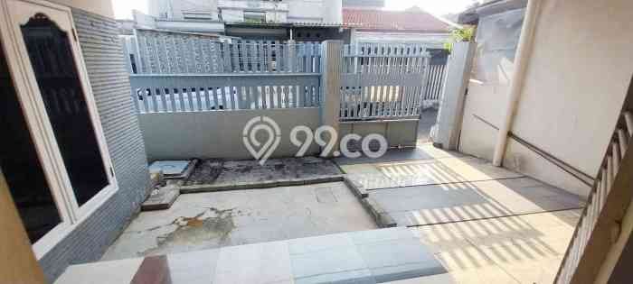 Jual Rumah Strategis Bagus Punya 2 KT di Dukuh Pakis Surabaya SHM Jual Rumah Strategis Bagus Punya 2 KT di Dukuh Pakis Surabaya SHM