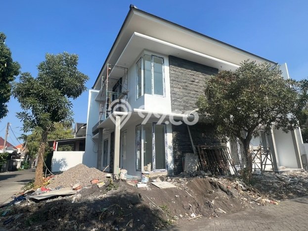 Rumah Eksklusif Dijual LT 193m2 di Pakal, Surabaya Rumah Eksklusif Dijual LT 193m2 di Pakal, Surabaya