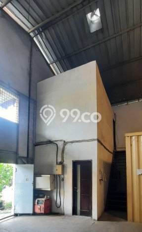 Unit Gudang Dijual di Driyorejo Gresik Luas Tanah 556m2, Luas Bangunan 480m2 Unit Gudang Dijual di Driyorejo Gresik Luas Tanah 556m2, Luas Bangunan 480m2