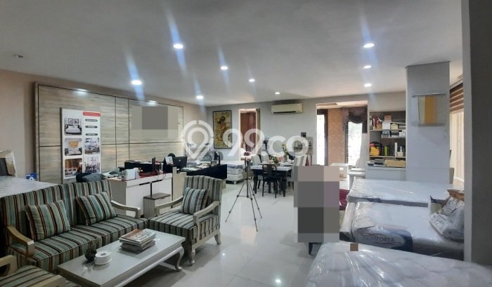 Rumah Luxury Modern Siap Huni di Sukomanunggal Surabaya Rumah Luxury Modern Siap Huni di Sukomanunggal Surabaya