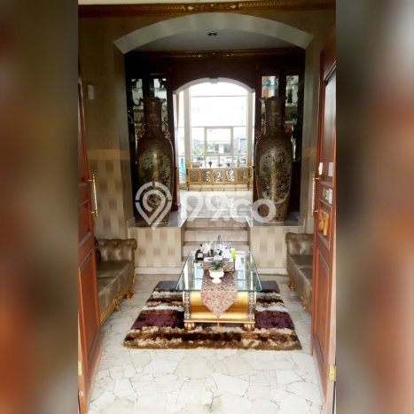 PROMO TERBATAS! Rumah Berkualitas di Coblong, Bandung, Luas 611m2m² Bangunan 500m2m² PROMO TERBATAS! Rumah Berkualitas di Coblong, Bandung, Luas 611m2m² Bangunan 500m2m²