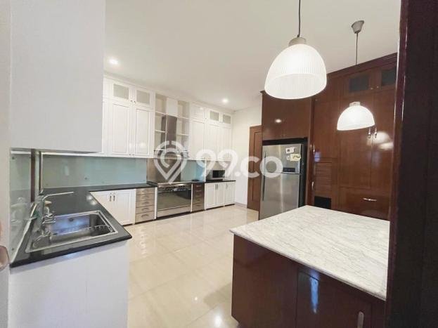 Jual Rumah Luas Elegan Dengan View Cantik di Cikini, Jakarta Pusat Jual Rumah Luas Elegan Dengan View Cantik di Cikini, Jakarta Pusat