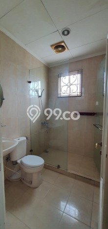 Rumah Asri area Kelapa Gading, 4 KT, Lokasi Strategis Rumah Asri area Kelapa Gading, 4 KT, Lokasi Strategis