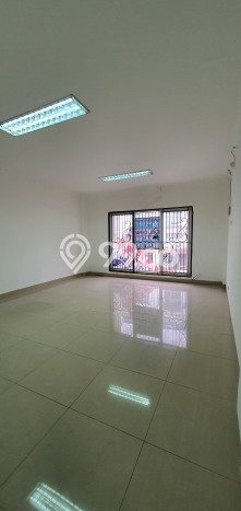 Ruko Kawasan Kebon Jeruk, Luas 284m², Jalan Utama, Area Strategis Ruko Kawasan Kebon Jeruk, Luas 284m², Jalan Utama, Area Strategis