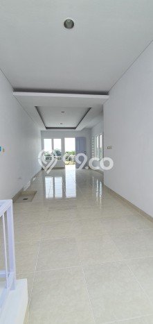 PILIHAN TEPAT! Rumah di Kelapa Gading, 4 KT, Akses Sekolah, LT 102m² Bangunan 200m² PILIHAN TEPAT! Rumah di Kelapa Gading, 4 KT, Akses Sekolah, LT 102m² Bangunan 200m²