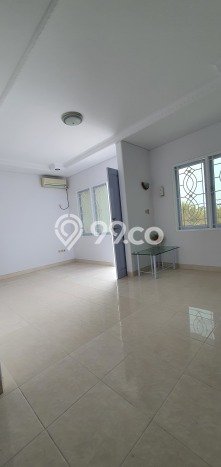 PILIHAN TEPAT! Rumah di Kelapa Gading, 4 KT, Akses Sekolah, LT 102m² Bangunan 200m² PILIHAN TEPAT! Rumah di Kelapa Gading, 4 KT, Akses Sekolah, LT 102m² Bangunan 200m²