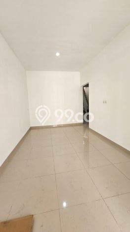PREMIUM CHOICE! Rumah di Kelapa Gading, 2 KM, Lingkungan Asri, LT 120m² Bangunan 100m² PREMIUM CHOICE! Rumah di Kelapa Gading, 2 KM, Lingkungan Asri, LT 120m² Bangunan 100m²