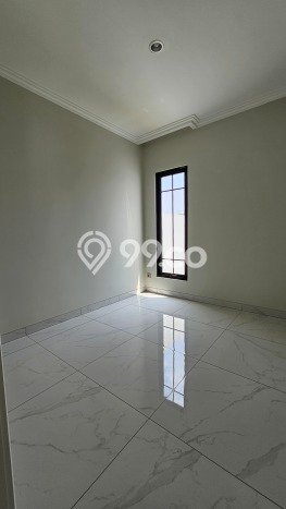 Rumah sewa siap huni 4 KT di Summarecon Crown Gading, Bekasi Rumah sewa siap huni 4 KT di Summarecon Crown Gading, Bekasi