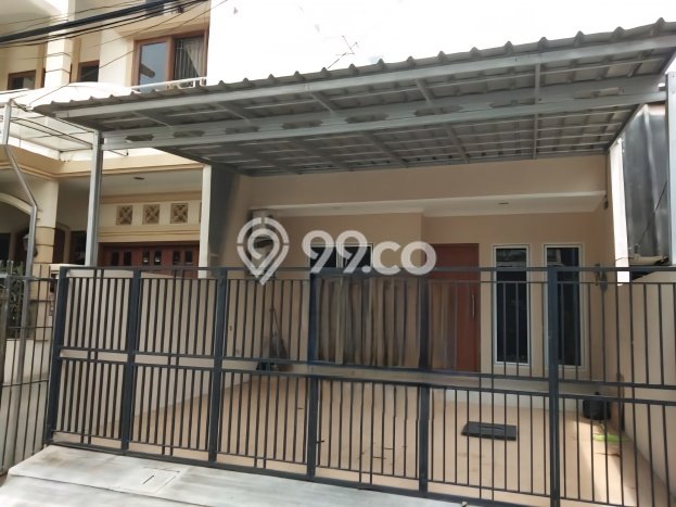 For Sale Rumah 3 Kamar Lokasi Ideal Bagus dan Strategis di Kelapa Gading For Sale Rumah 3 Kamar Lokasi Ideal Bagus dan Strategis di Kelapa Gading