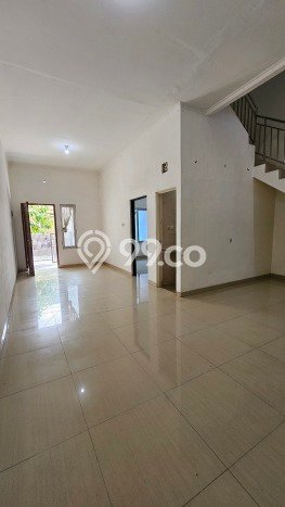 Lokasi terbaik! Rumah siap pakai dikontrakkan di Kelapa Gading LB 120m2 Lokasi terbaik! Rumah siap pakai dikontrakkan di Kelapa Gading LB 120m2