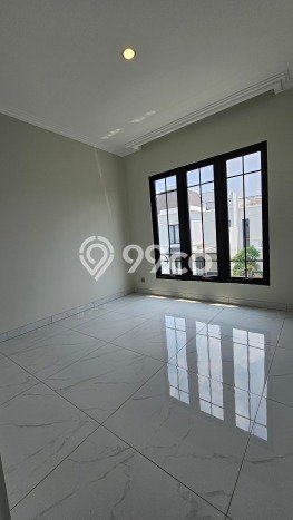 Rumah sewa siap huni 4 KT di Summarecon Crown Gading, Bekasi Rumah sewa siap huni 4 KT di Summarecon Crown Gading, Bekasi