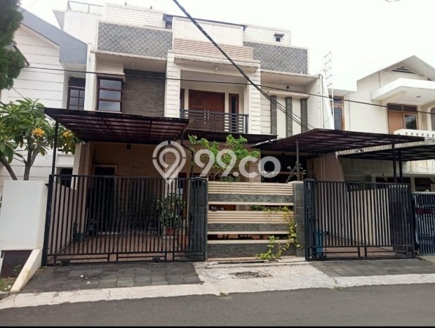 Rumah 4 KT 3 KM di Lokasi Strategis Kelapa Gading, Jakarta Utara Rumah 4 KT 3 KM di Lokasi Strategis Kelapa Gading, Jakarta Utara
