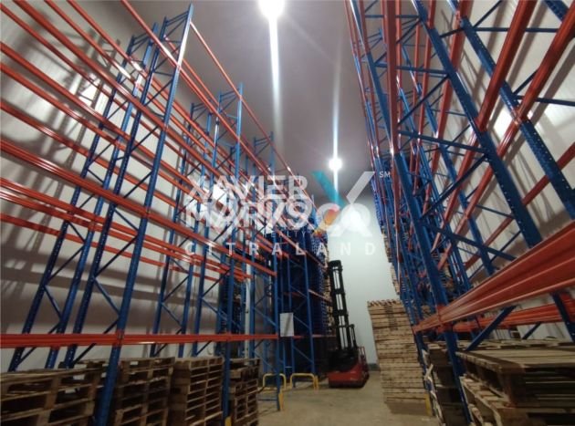 Komersial Disewa di Gresik dengan LB 200m2 Area Komersial Ramai Komersial Disewa di Gresik dengan LB 200m2 Area Komersial Ramai