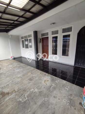For Sale! Premium House LT 113m2 Desain Modern di Kebon Kacang For Sale! Premium House LT 113m2 Desain Modern di Kebon Kacang