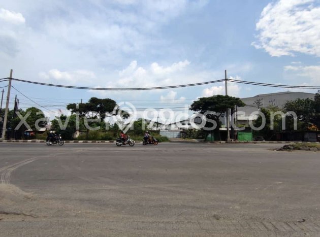 Area Ramai! Gudang Dijual di Benowo untuk Bisnis Luas Bangunan 500m2 Area Ramai! Gudang Dijual di Benowo untuk Bisnis Luas Bangunan 500m2