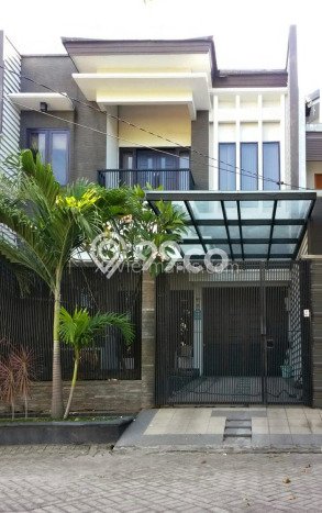 Dijual Rumah Premium dengan Fasilitas Sekitar Lengkap di Sukolilo, Surabaya Dijual Rumah Premium dengan Fasilitas Sekitar Lengkap di Sukolilo, Surabaya