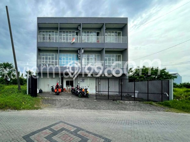 Unit Ruko Strategis di Wiyung, Surabaya Potensi Cuan Besar Unit Ruko Strategis di Wiyung, Surabaya Potensi Cuan Besar