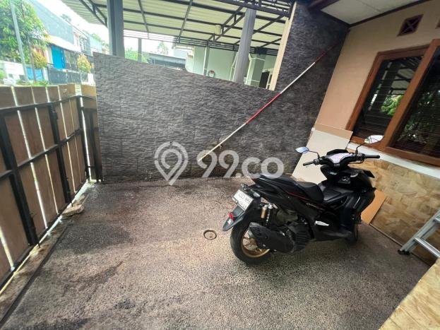 Rumah Elit Modern Siap Huni di BSD Nusaloka Tangerang Rumah Elit Modern Siap Huni di BSD Nusaloka Tangerang