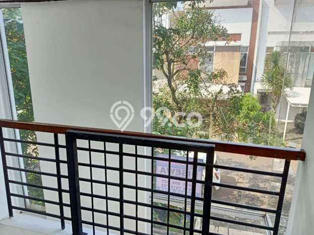 Disewakan! Rumah 3 Kamar Tidur &
2 Kamar Mandi di BSD The Icon, Tangerang Disewakan! Rumah 3 Kamar Tidur &
2 Kamar Mandi di BSD The Icon, Tangerang