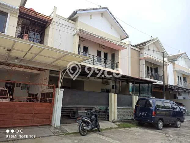 Rumah Modern Minimalis 3 KT Bisa Langsung Pindah di Jebres Rumah Modern Minimalis 3 KT Bisa Langsung Pindah di Jebres