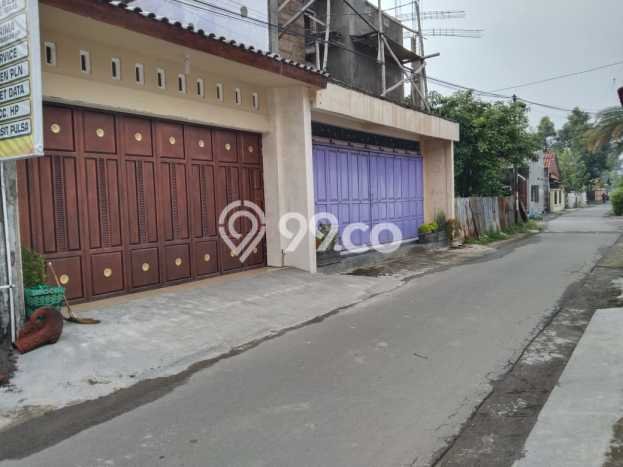 Dijual Cepat Rumah Bagus Siap Huni LB 159m2 di Kartasura, Sukoharjo Dijual Cepat Rumah Bagus Siap Huni LB 159m2 di Kartasura, Sukoharjo