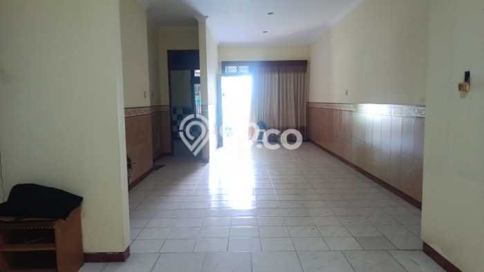 Siap Huni Rumah Mewah 5 Kamar di Grogol Dekat ke Mana Saja Siap Huni Rumah Mewah 5 Kamar di Grogol Dekat ke Mana Saja