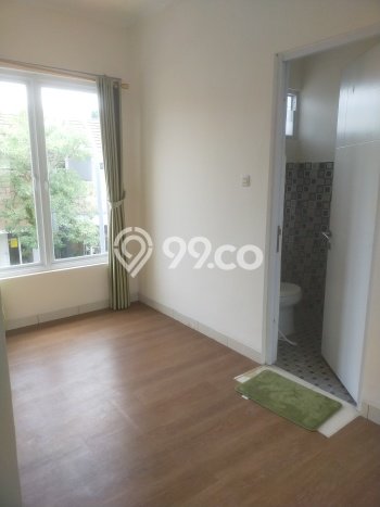 Jual Rumah Strategis Bagus Punya 2 KT di Setu Tangerang Selatan SHM Jual Rumah Strategis Bagus Punya 2 KT di Setu Tangerang Selatan SHM