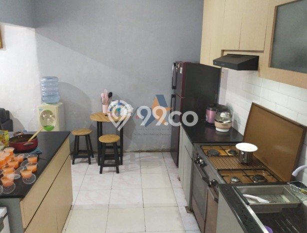 Rumah Modern 4 KT di Graha Raya Tangerang Semi Furnished Rumah Modern 4 KT di Graha Raya Tangerang Semi Furnished