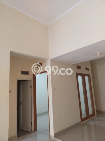 For Sale Hunian Rumah Terawat 2 Kamar di Graha Raya, Tangerang For Sale Hunian Rumah Terawat 2 Kamar di Graha Raya, Tangerang