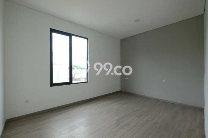 DIJUAL CEPAT! Rumah Modern di Modernland, Tangerang, LT 214m² Bangunan 350m² BISA KPR! DIJUAL CEPAT! Rumah Modern di Modernland, Tangerang, LT 214m² Bangunan 350m² BISA KPR!